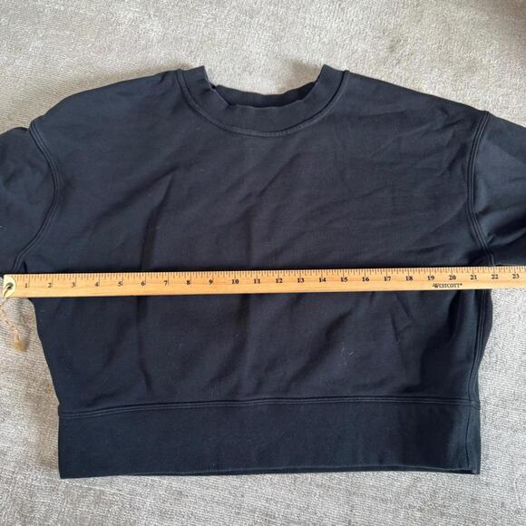 Lululemon Perfectly Oversized Cropped Crew
French Terry - Picture 12 of 12